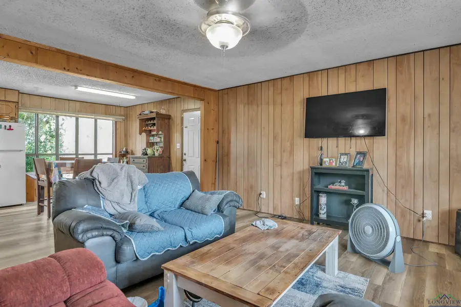 605 Melba Avenue, Gladewater, TX 75647 - Image #3