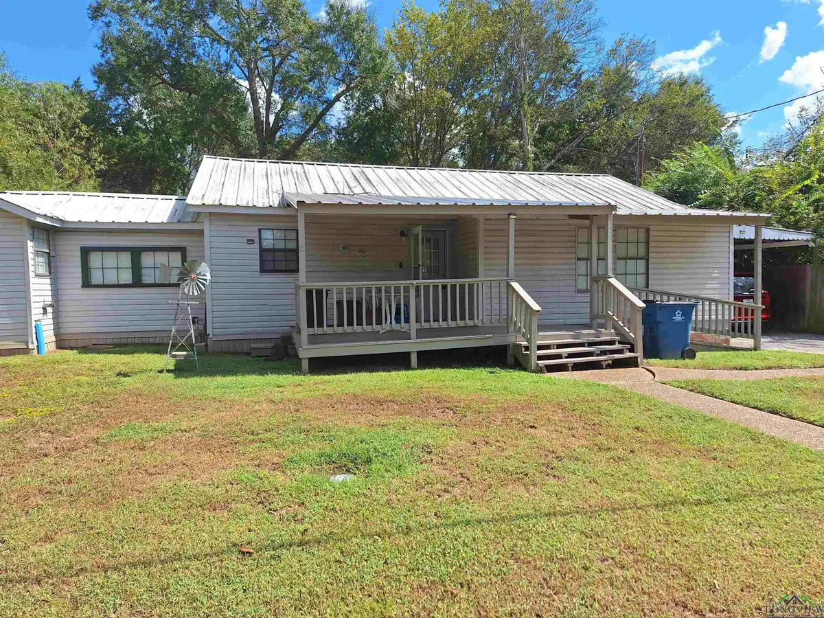 1002 N street, Gladewater, TX 75647 - Image #1