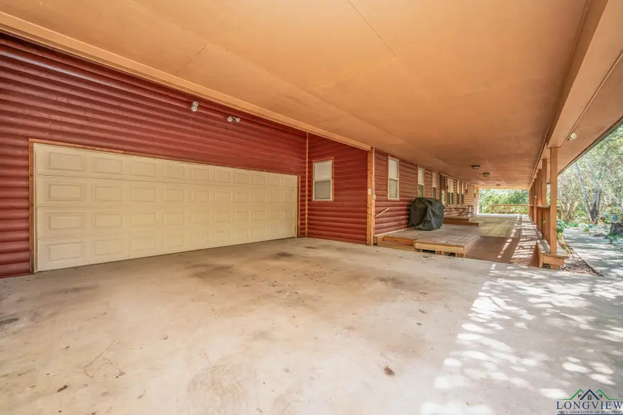 13731 Shamrock Rd., Diana, TX 75640 - Image #2