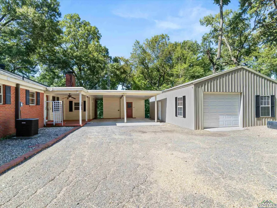 6 Lindsey Ln, Longview, TX 75601 - Image #3