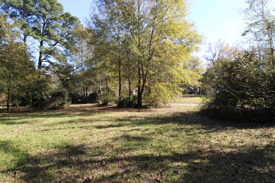 2325 Bates St, Longview, TX 75602 - Image #3