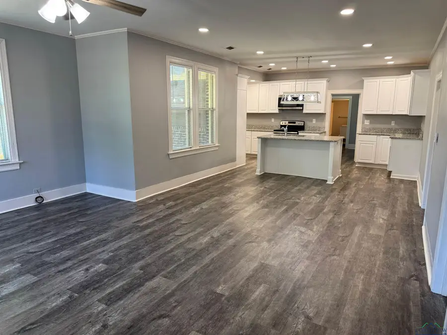 902 N Marshall, Henderson, TX 75652 - Image #3