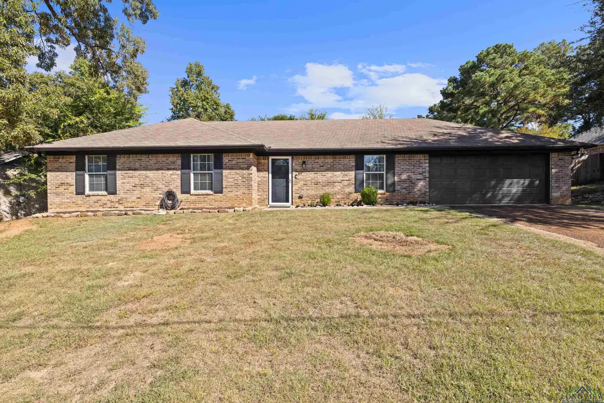 3722 Mark Dr, Longview, TX 75604 - Image #1
