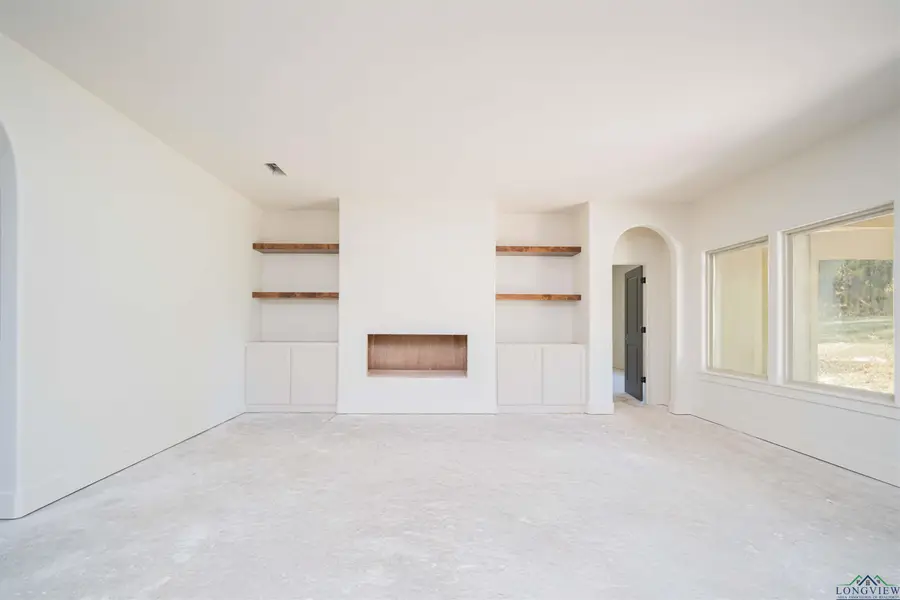 284 Ron Boyett, White Oak, TX 75693 - Image #2