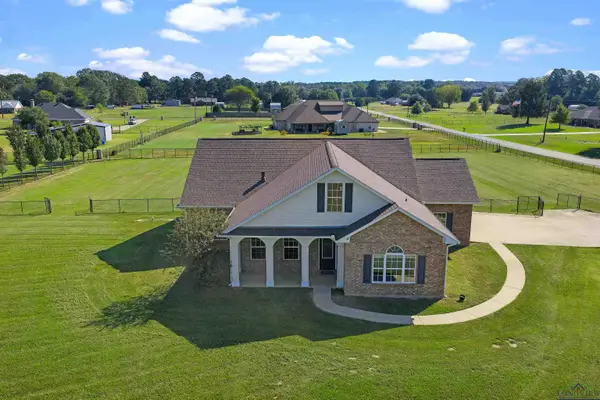 1210 CR 306D, Henderson, TX 75654