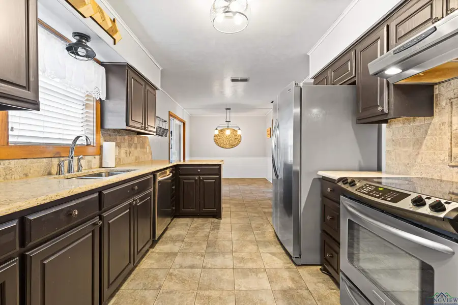 135 Camelia Dr, Tatum, TX 75691 - Image #3