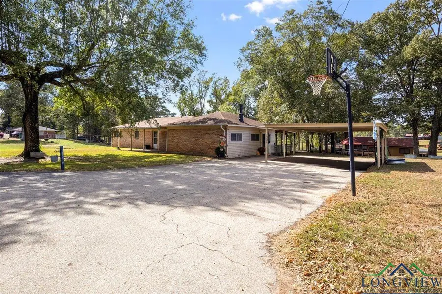 11050 Oak St, New London, TX 75682 - Image #2