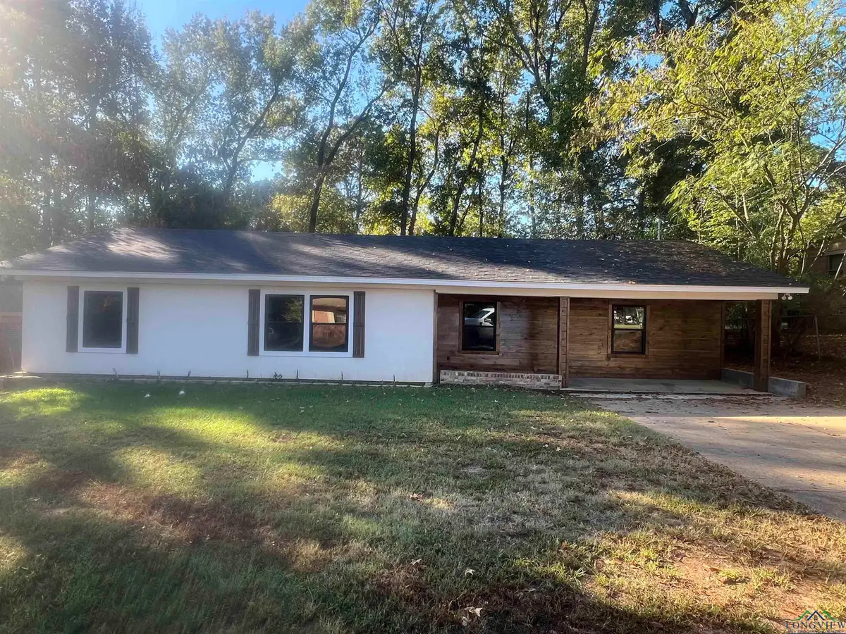 108 E Woodland Rd, Marshall, TX 75672 - Image #1