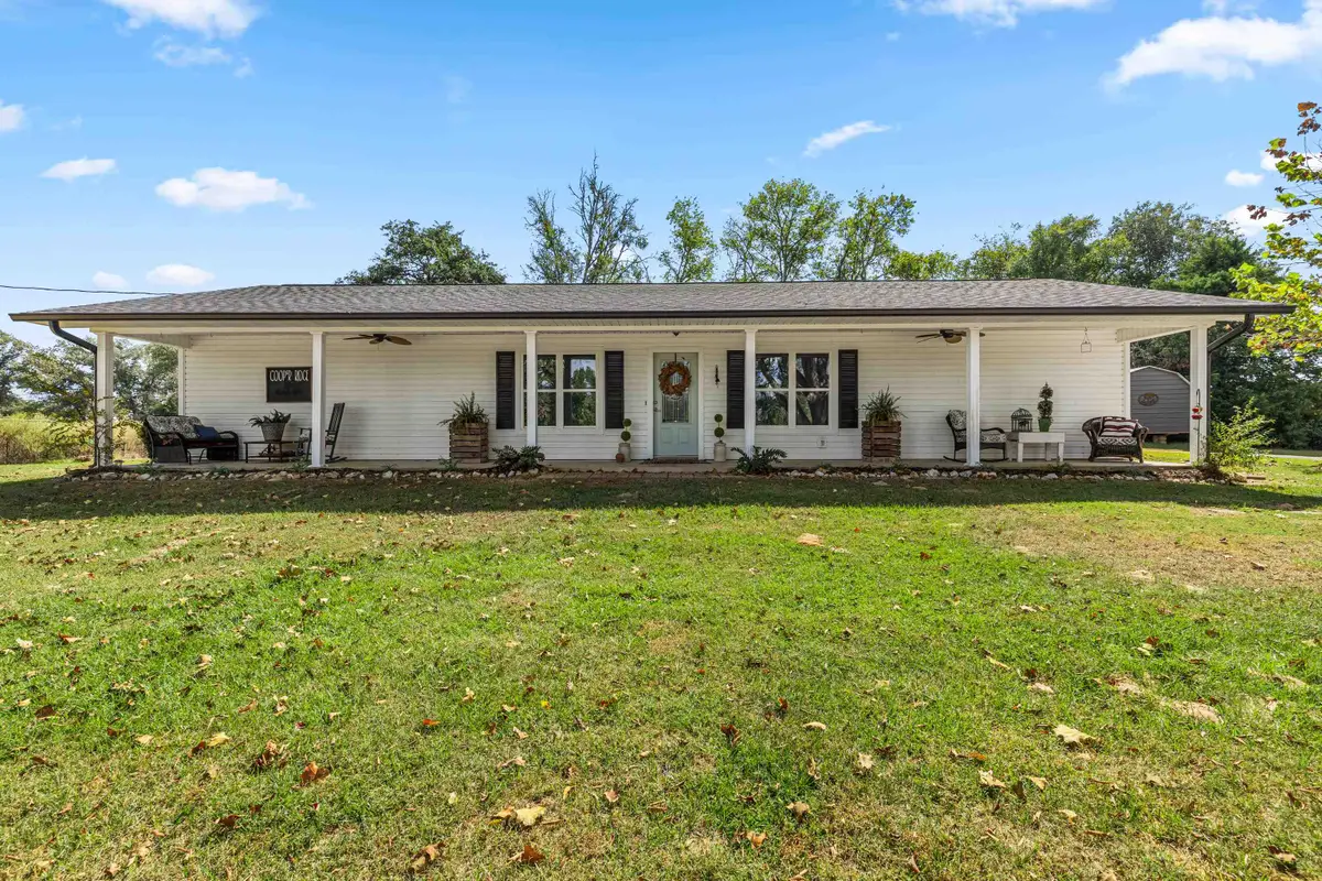 496 CR 426 N, Henderson, TX 75652 - Image #1