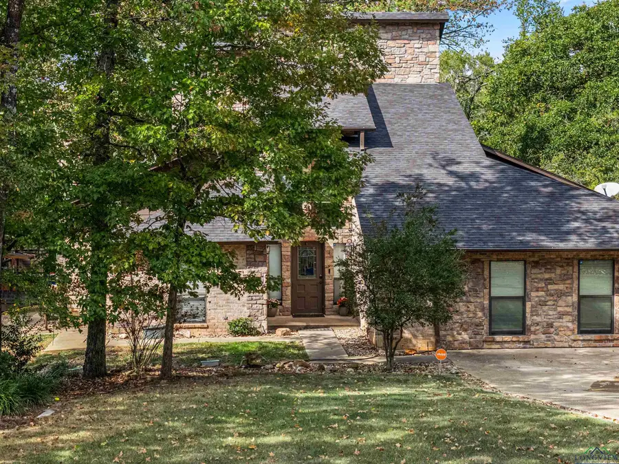 632 Susan St, Gladewater, TX 75647 - Image #2