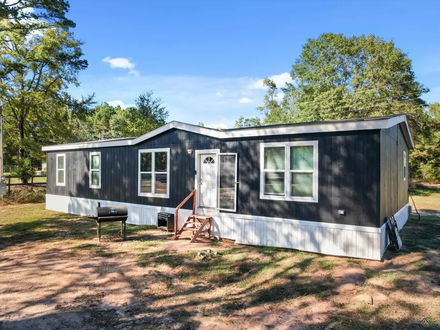 7671 Gardenia Rd, Gilmer, TX 75645 - Image #2