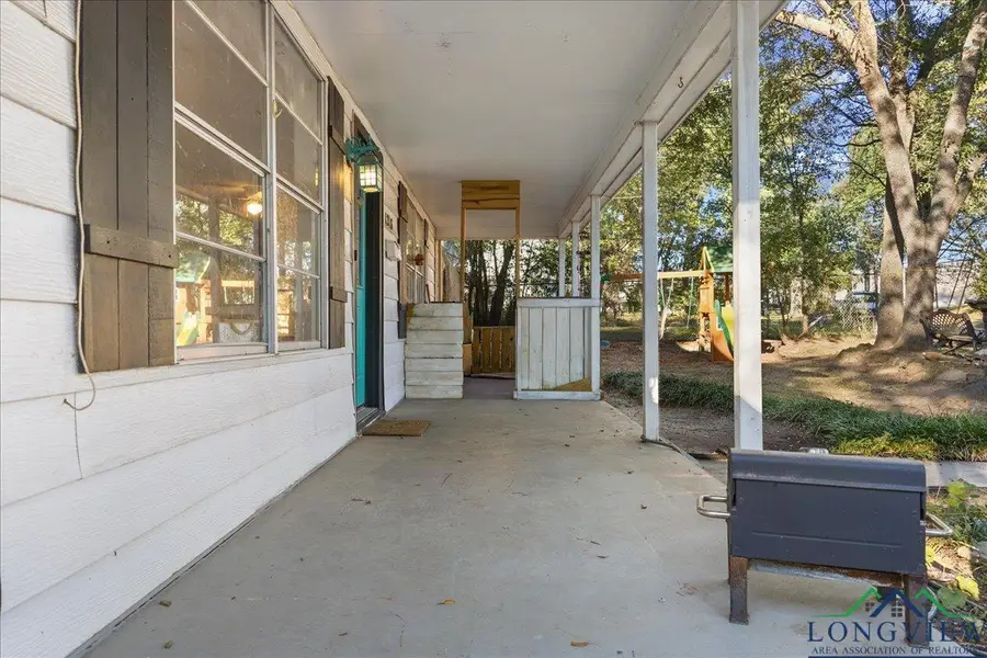 1218 Oak Drive, Kilgore, TX 75662 - Image #3