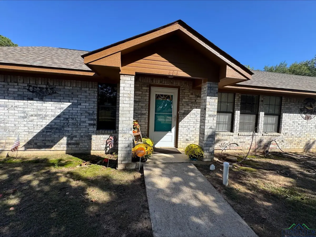 404 Joyner Street, Omaha, TX 75571 - Image #1