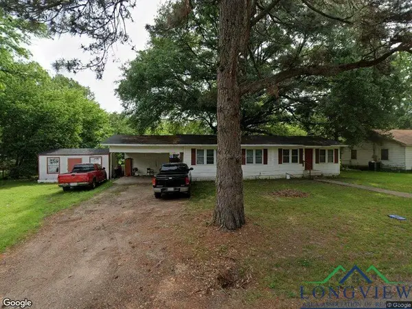 220 Johnson Street, Nash, TX 75569