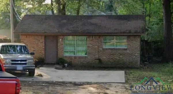 436 Johnson St, Nash, TX 75569