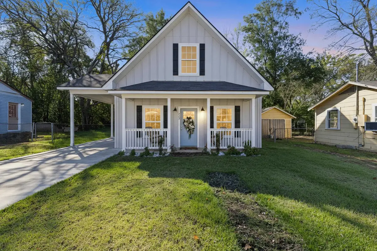 223 Hurley, Gladewater, TX 75647 - Image #1