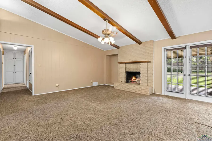 1300 Eva Dr, Longview, TX 75605 - Image #2