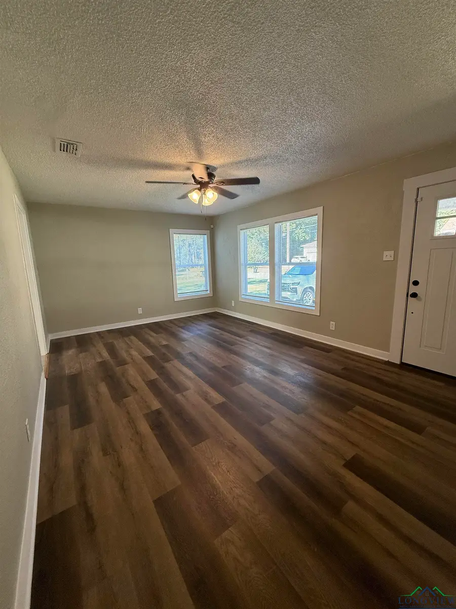 1402 Mahlow, Longview, TX 75601 - Image #3