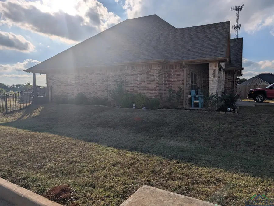 344 Kingdom Blvd, Lindale, TX 75771 - Image #2