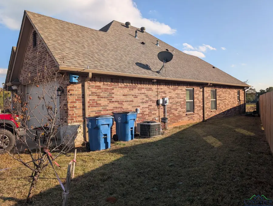 344 Kingdom Blvd, Lindale, TX 75771 - Image #3