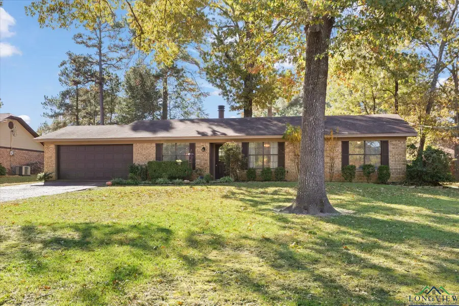 208 Driftwood st, White Oak, TX 75693 - Image #3