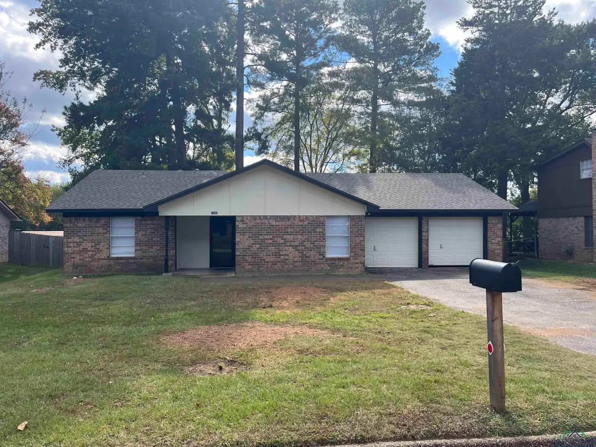 2702 Cedarcrest, Marshall, TX 75670 - Image #1