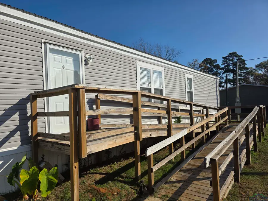 310 Randall Ave., Jefferson, TX 75657 - Image #3