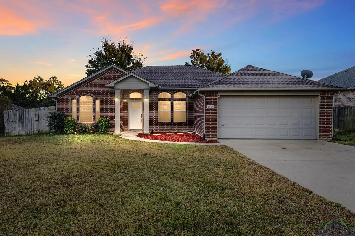 2038 Cumberland Dr, Longview, TX 75601 - #1