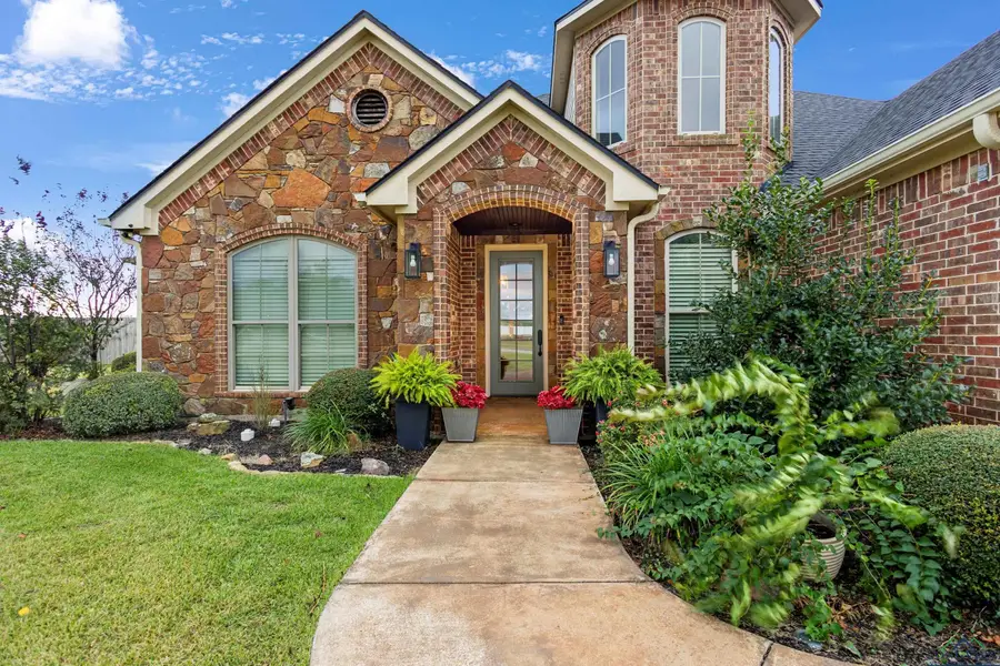 4512 Windsor Park Lane, Kilgore, TX 75662 - Image #2