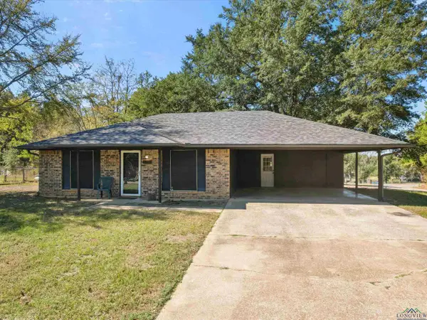 1593 Phillips Springs Rd., Gladewater, TX 75647