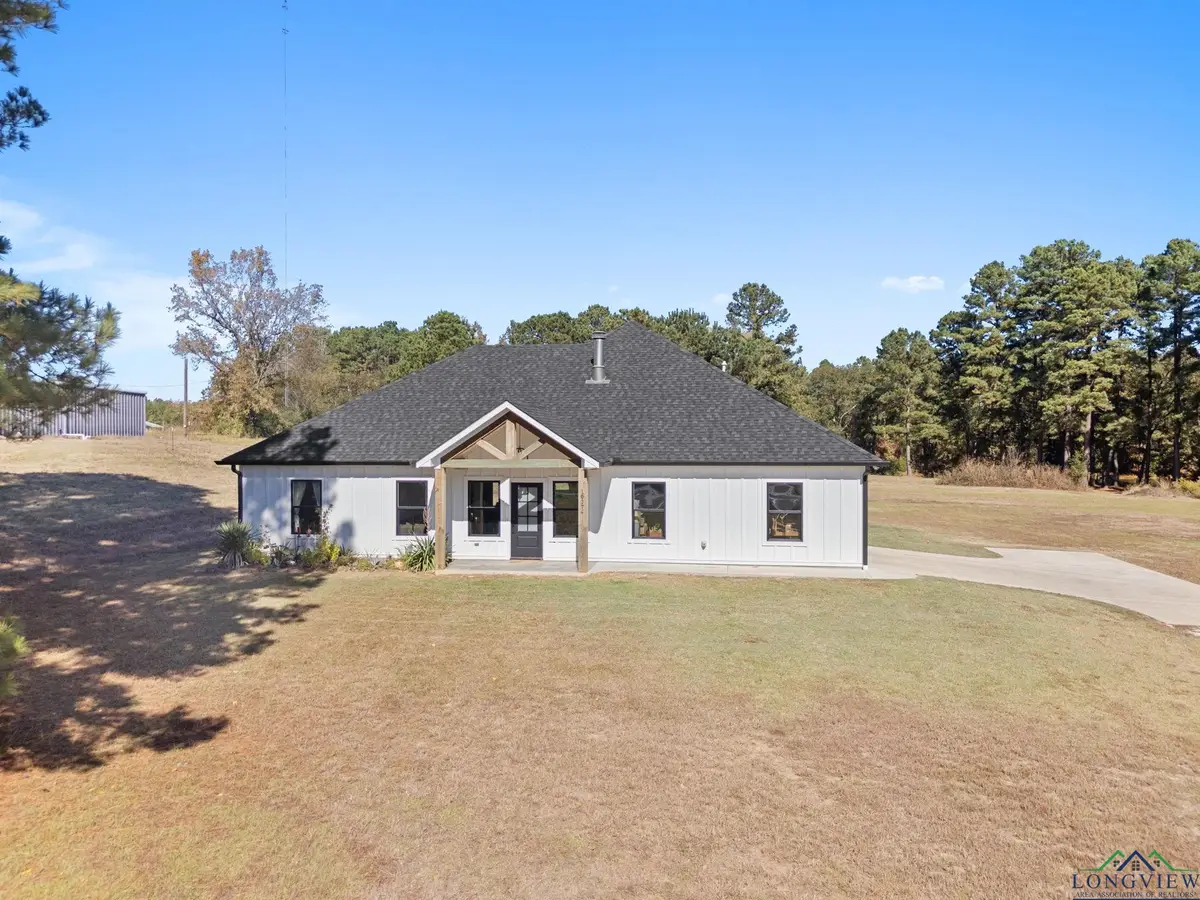 10374 State Highway 204, Cushing, TX 75760 - #1