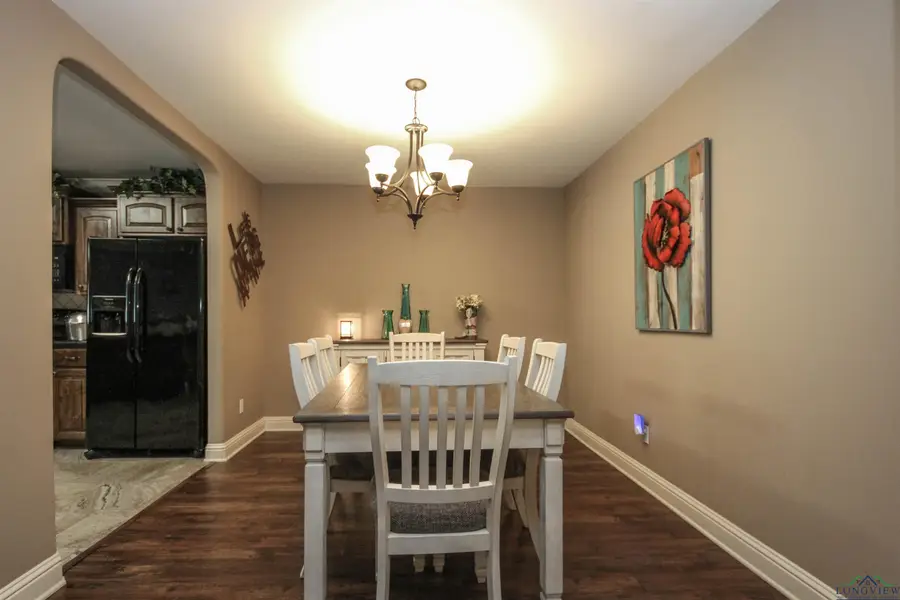 1724 YOSEMITE WAY, Longview, TX 75601 - Image #2