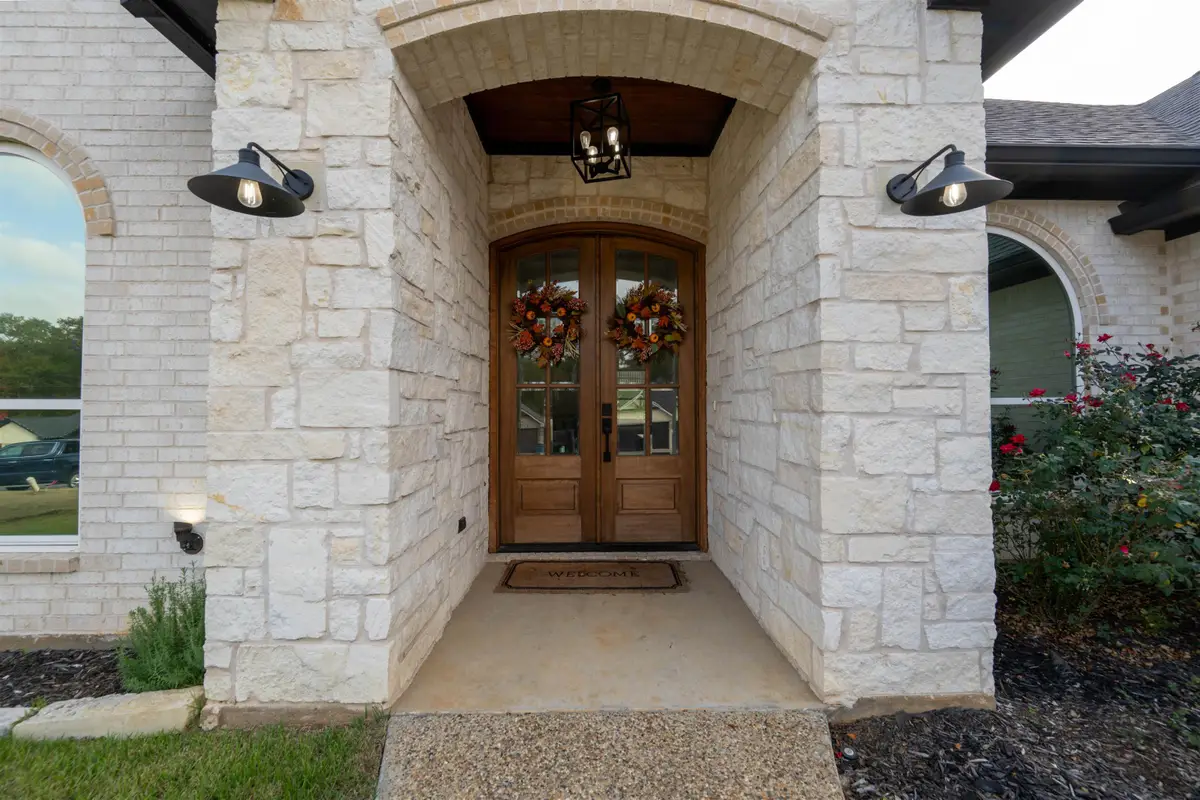 264 Ron Boyett Street, White Oak, TX 75693 - Image #1