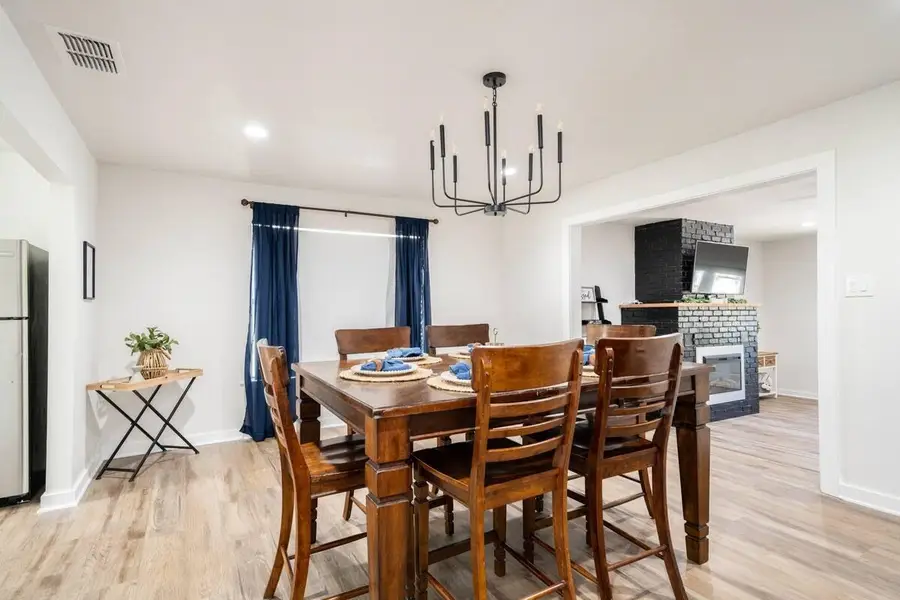 410 E Clarksville St, Jefferson, TX 75657 - Image #2