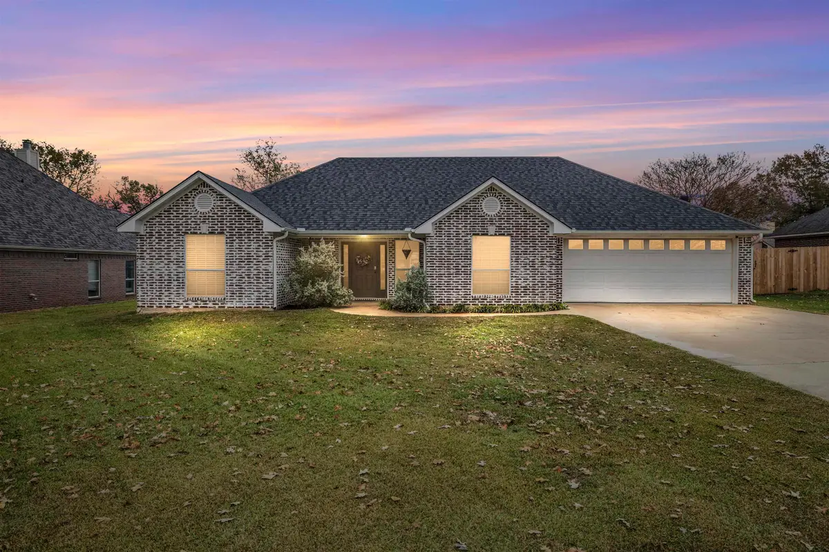 158 Cargill St, Tatum, TX 75691 - Image #1