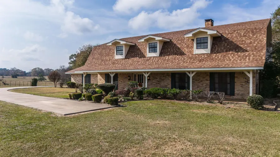 837 Bertha Jackson Rd, Marshall, TX 75670 - Image #2