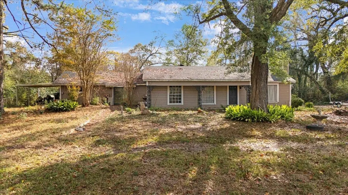 745 W Johnson Street, Tatum, TX 75691 - #1