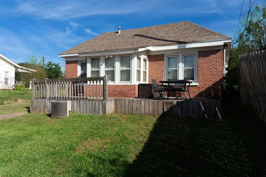 507 N Marshall, Henderson, TX 75654 - Image #3