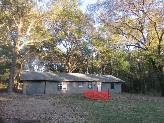 983 Nandena Rd, Gilmer, TX 75644 - Image #1