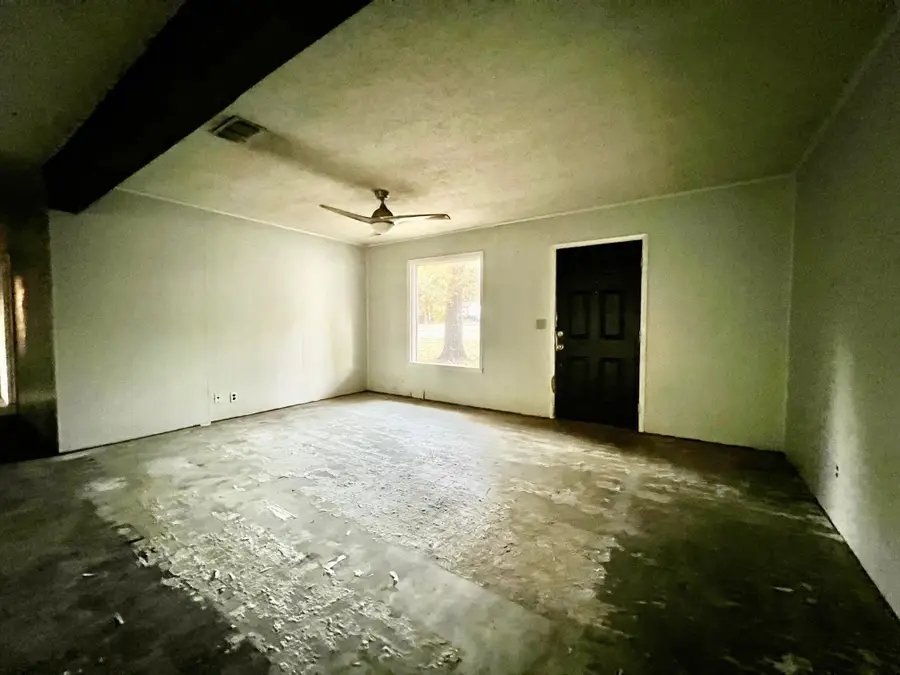 412 Helane Lane, Longview, TX 75604 - Image #2