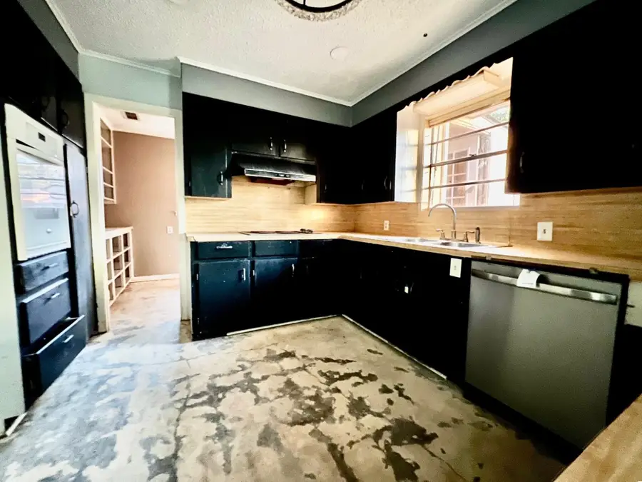 412 Helane Lane, Longview, TX 75604 - Image #3