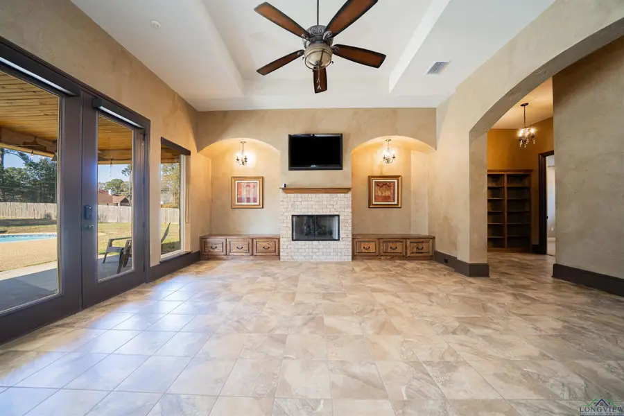 170 Kayla Ln, Longview, TX 75602 - Image #3