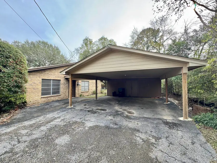 300 Delwood, Longview, TX 75605 - Image #3