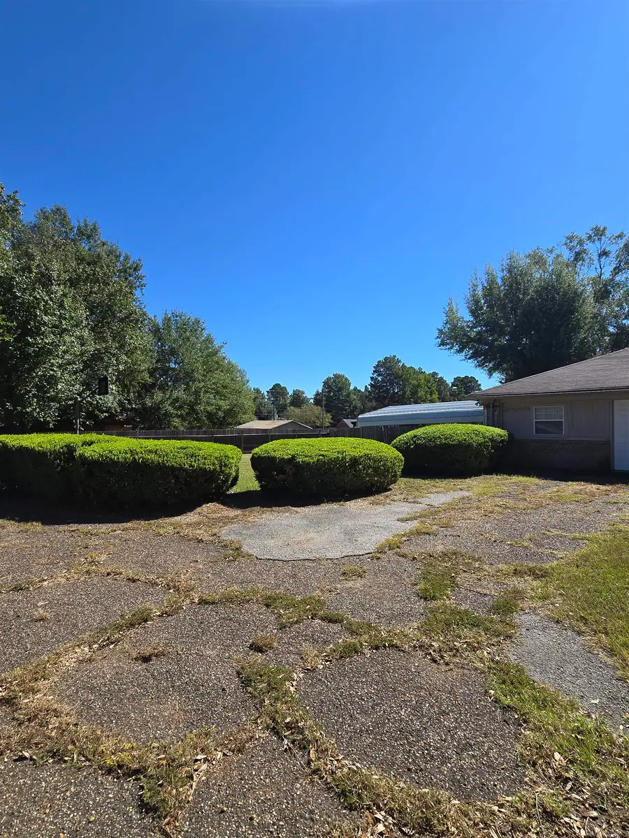 3704 Teri Lynn Dr., Longview, TX 75604 - Image #2