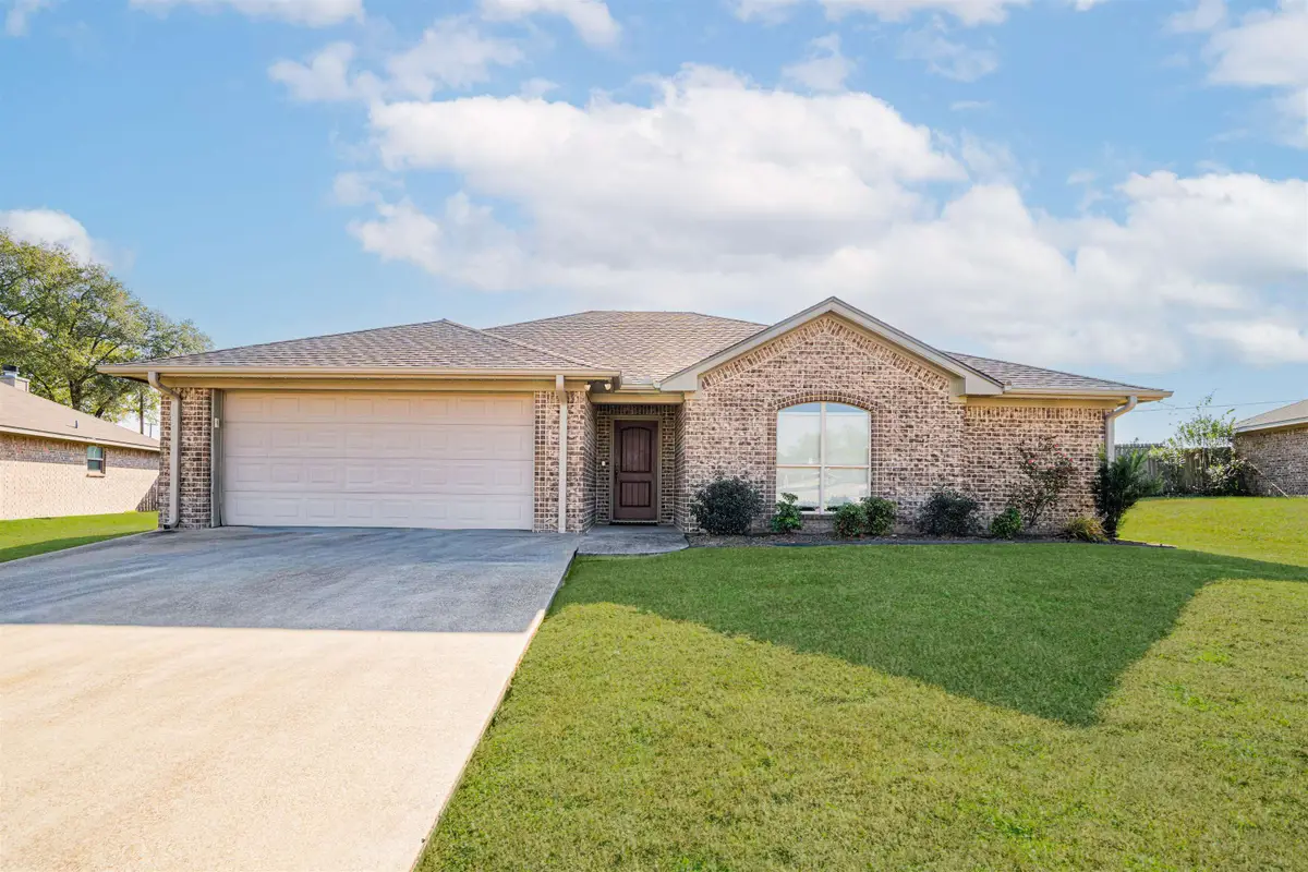 19107 River Rock Dr, Flint, TX 75762 - Image #1