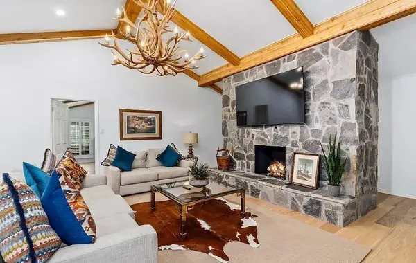 250 County Road 4706, Troup, TX 75789