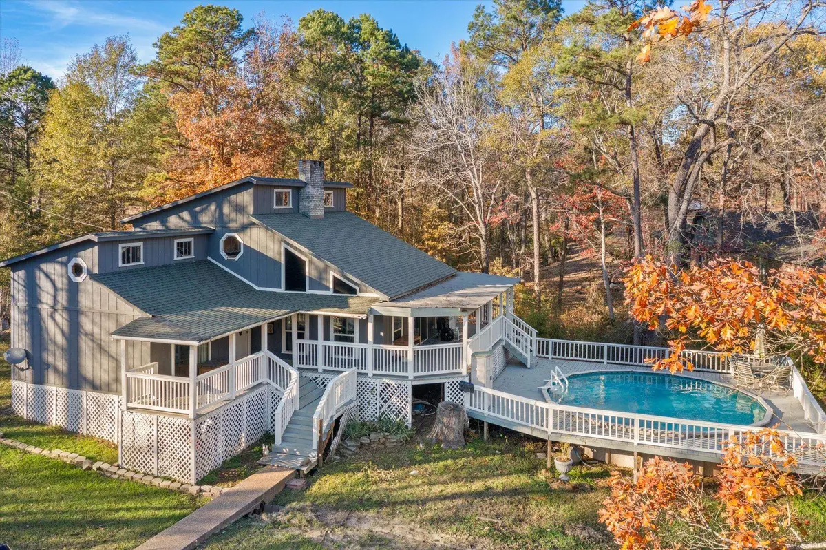 123 Leigh Ln, White Oak, TX 75693 - Image #1