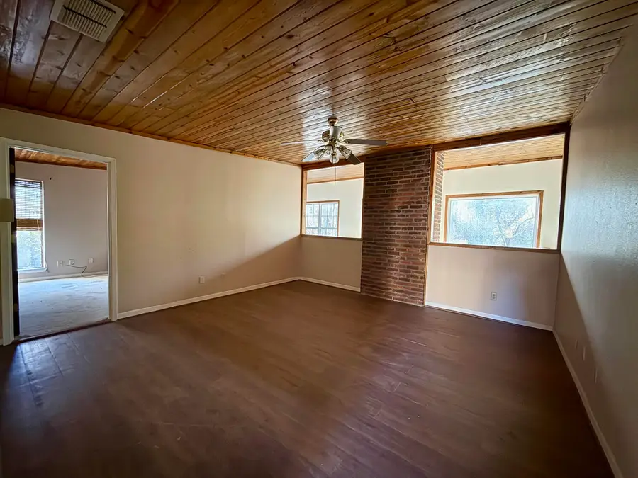 214 Plum Creek, Longview, TX 75605 - Image #2