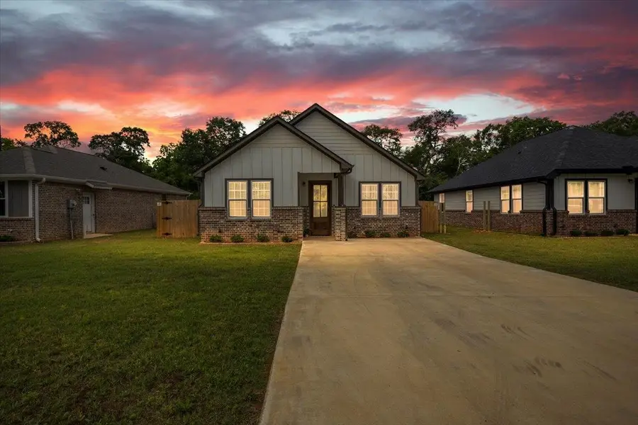 509 Zimmerman Drive, Jacksonville, TX 75766-2308 - Image #3