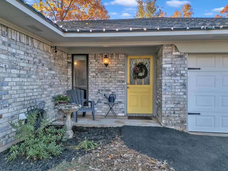 341 Forest Lake, Longview, TX 75605 - Image #2